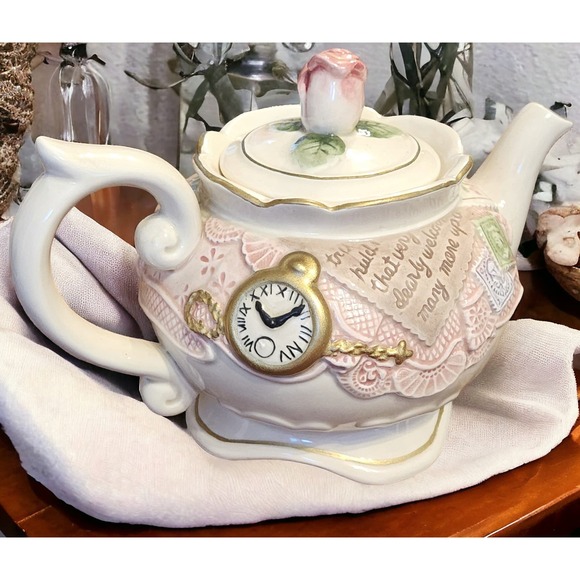 VICTORIAN POSTCARDS by Omnibus Fitz and Floyd 1994 - Picture 2 of 11